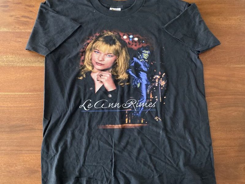 From Fan to Collector: Building Your Leann Rimes Merchandise Collection